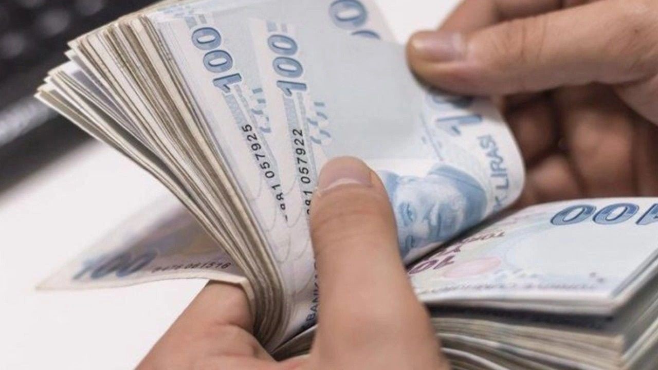 Konut kredisi faiz oranları değişti: İşte banka banka 120 ay vadeli 1 milyon TL'nin geri ödemesi - Sayfa 12
