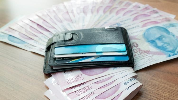 Pożyczka bez odsetek nawet do 75 tys. zł! 7 banków ogłosiło swoje kampanie: Złóż wniosek przez telefon komórkowy, otrzymaj pożyczkę! - Strona 1