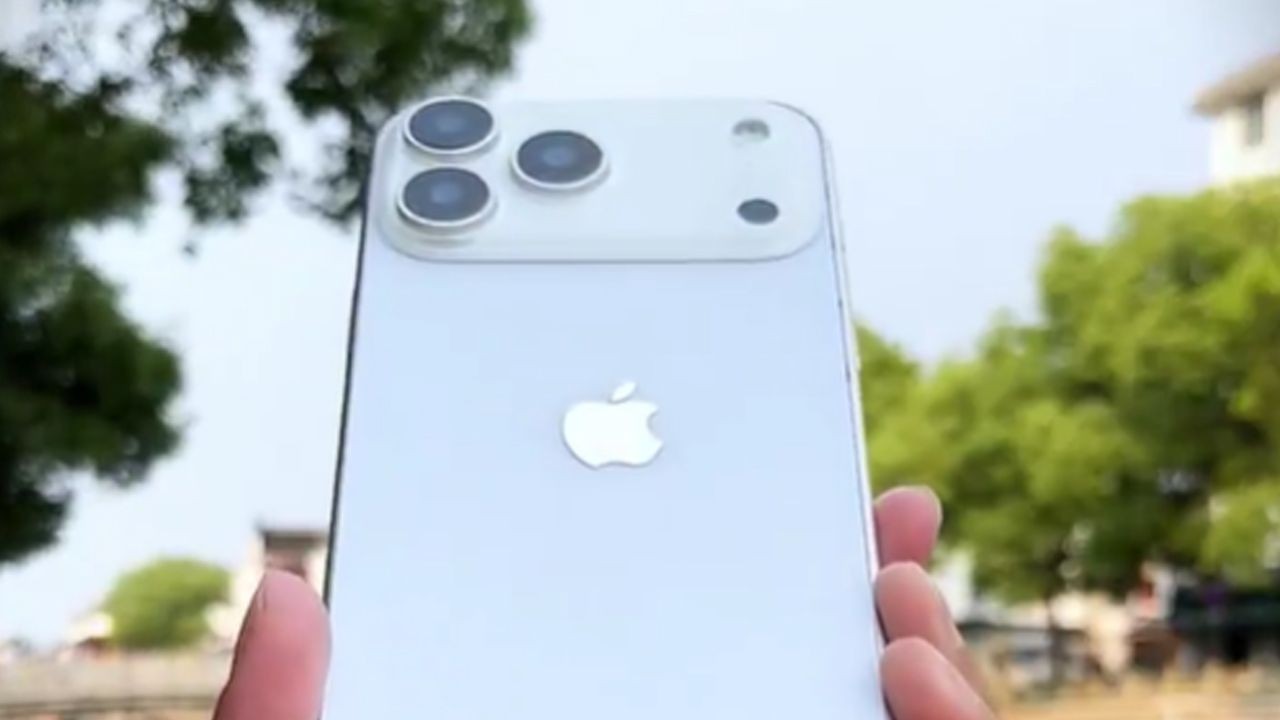 iPhone 17 Pro ve iPhone 17 Pro Max en net haliyle karşınızda! Kameradaki detay gözlerden kaçmadı. - Sayfa 1