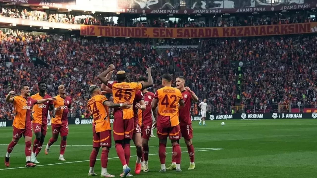 Süper Lig'e flaş transfer! Okan Buruk'un hayalindeki futbolcu için ilk temas; her an imza atılabilir - Sayfa 2