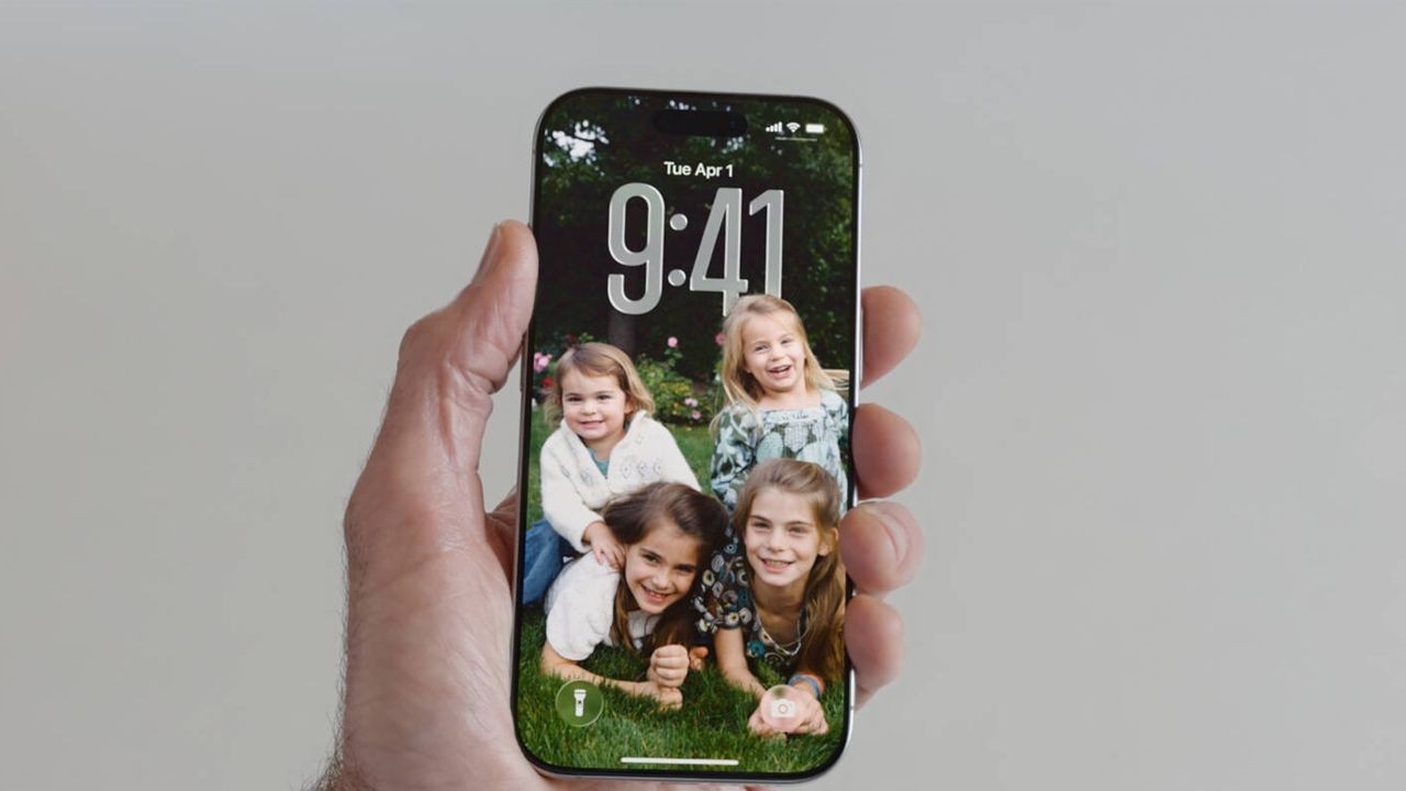 Apple bombayı patlattı! iOS 26 güncellemesi tanıtıldı. iPhone’lar baştan aşağı yenilendi - Sayfa 1