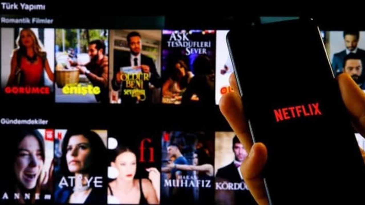 Netflix Türkiye'de en çok izlenen dizi ve filmler belli oldu. Popüler dizi yine zirveyi kaptı! - Sayfa 2