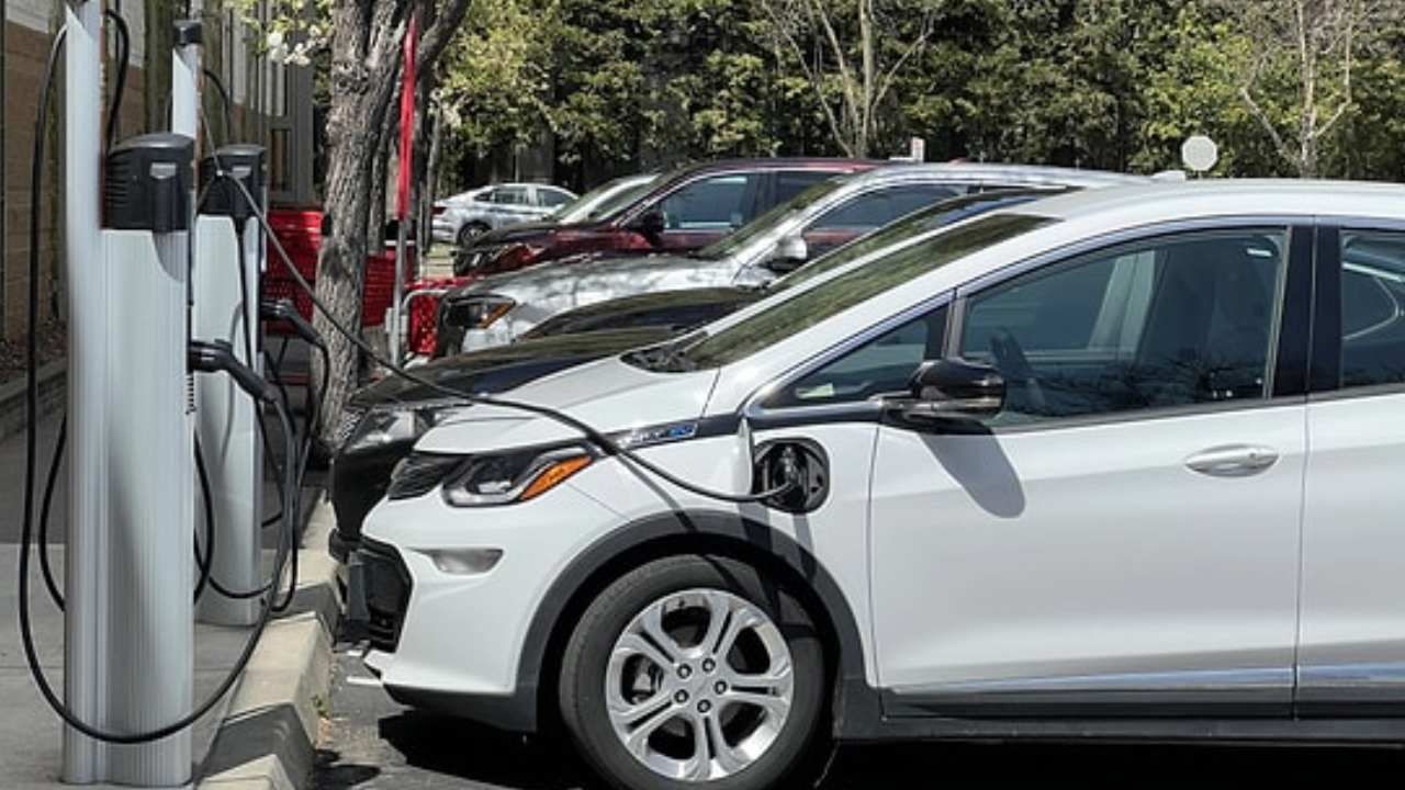 Dünyanın en çok satan 10 EV markası açıklandı! Elon Musk dalga geçmişti, Tesla'yı tahtından etti - Sayfa 1