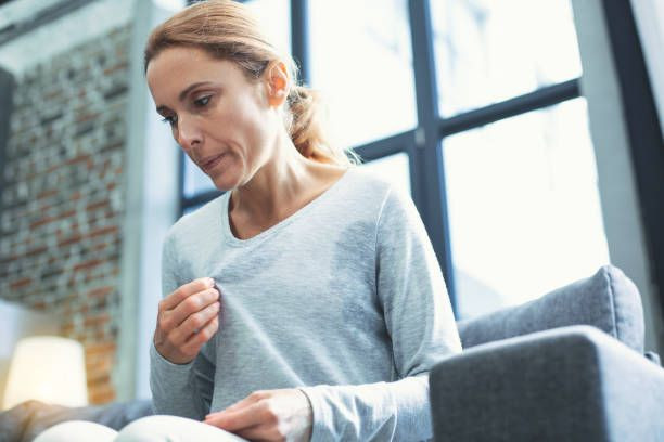 Kalp krizinin 7 sinsi belirtisi: Hayat kurtaran ipuçları 4 Kalp krizinin 7 sinsi belirtisi: Hayat kurtaran ipuçları! - Sayfa 4