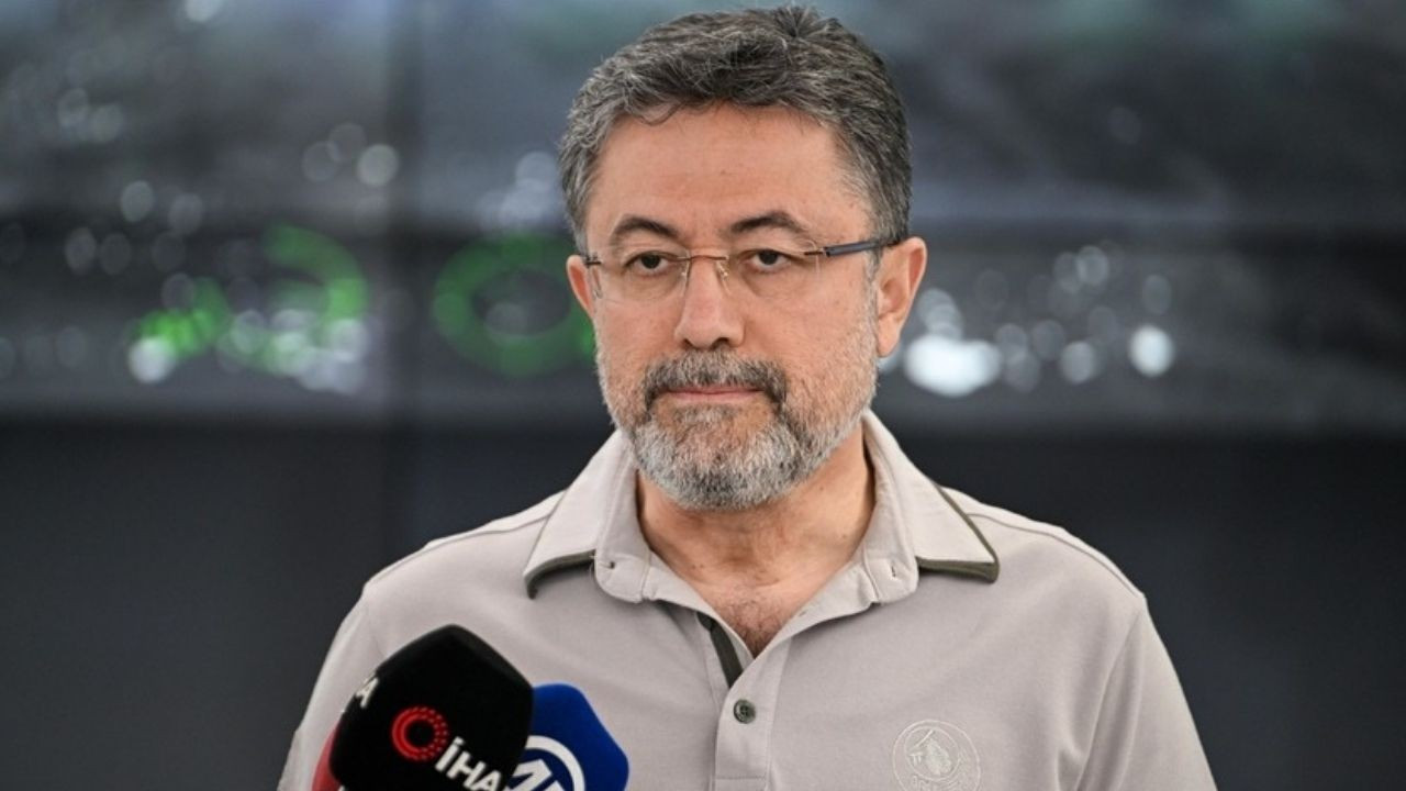 Tarım ve Orman Bakanı Yumaklı: Dört ildeki beş yangın kontrol altına alındı, sadece Bursa yangını devam ediyor