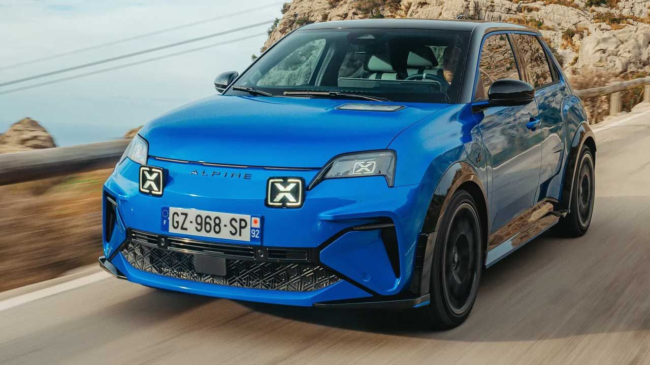 Renault’un alt markası yeni modelini Türkiye'de satışa çıkardı! 15 dakikada %80 şarj, 380 km menzil. - Sayfa 1