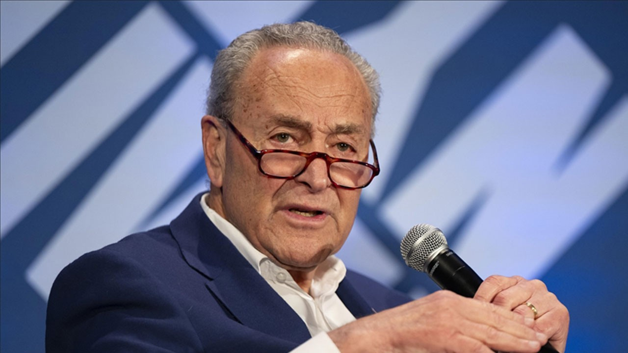 ABD'li Senatör Schumer FBI'a, Epstein dosyasına ilişkin tehdit analizi yapması çağrısında bulundu