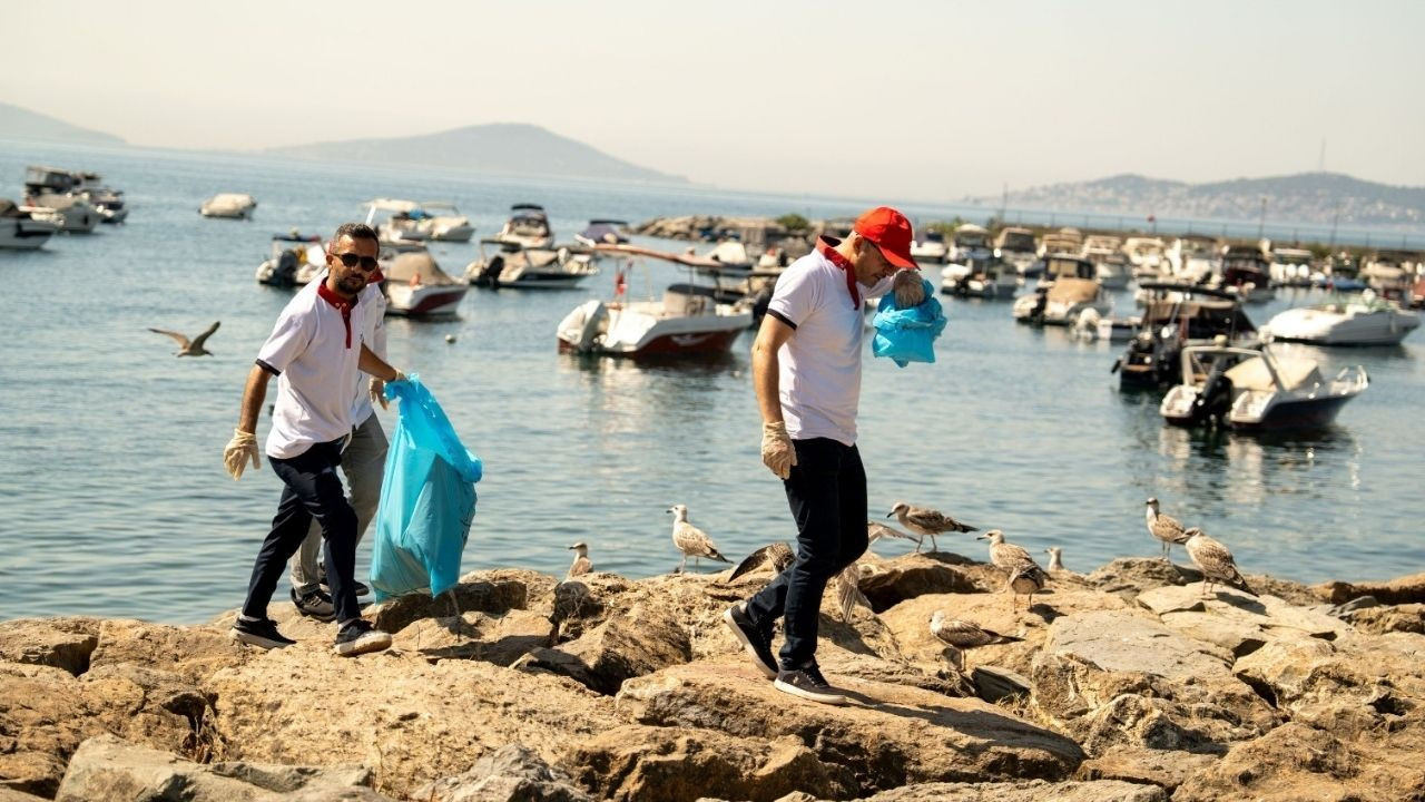 Dünya Doğa Koruma Günü’nde Aras Kargo’dan kıyı temizliğiyle duyarlı destek