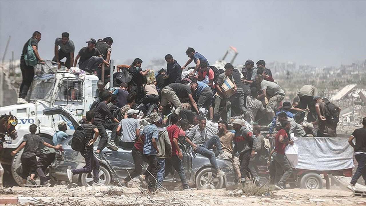 İsrail, Gazze'de yardım bekleyen Filistinlilere saldırı düzenledi: 51 kişi hayatını kaybetti