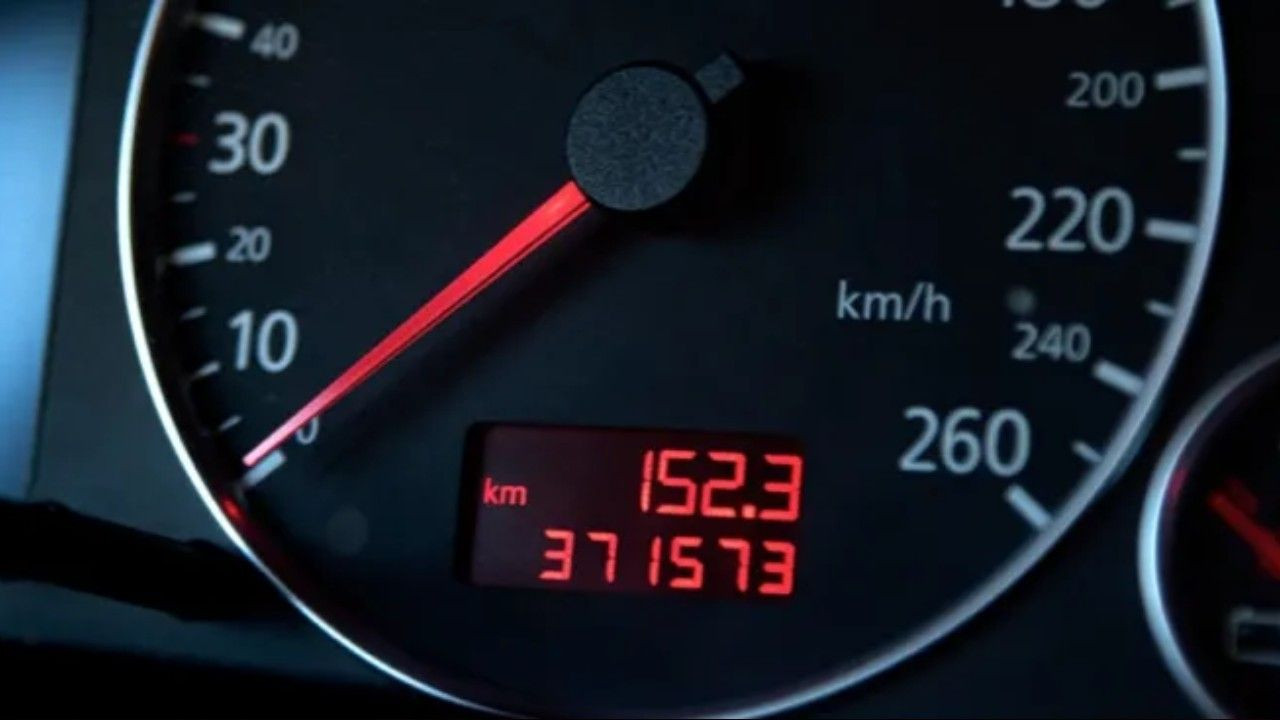 Kilometre rekoru kırmış 5 otomobil ; Ay’a yol olsa rakipleri olmazdı! Zirvede Japon yok. - Sayfa 2