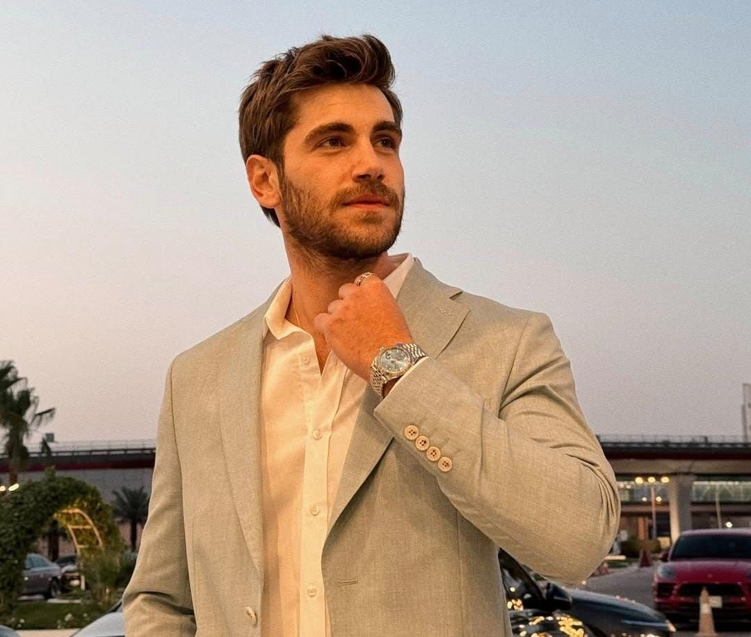 Kadife Kelepçe dizisine Emre Bey dahil oldu! Emre Bey kimdir? - Sayfa 2