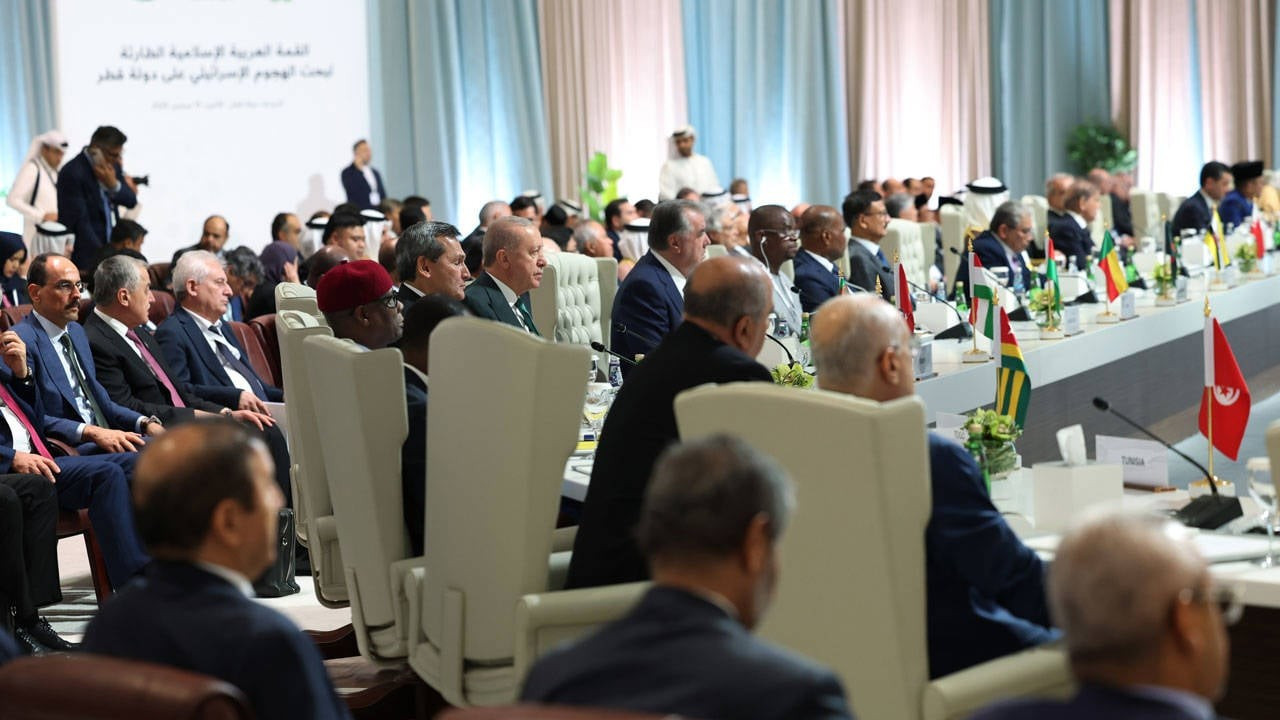 Cumhurbaşkanı Erdoğan'ndan Katar'da yaptırım mesajı: İsrail'in ekonomik olarak sıkıştırılması gerektiğine inanıyorum