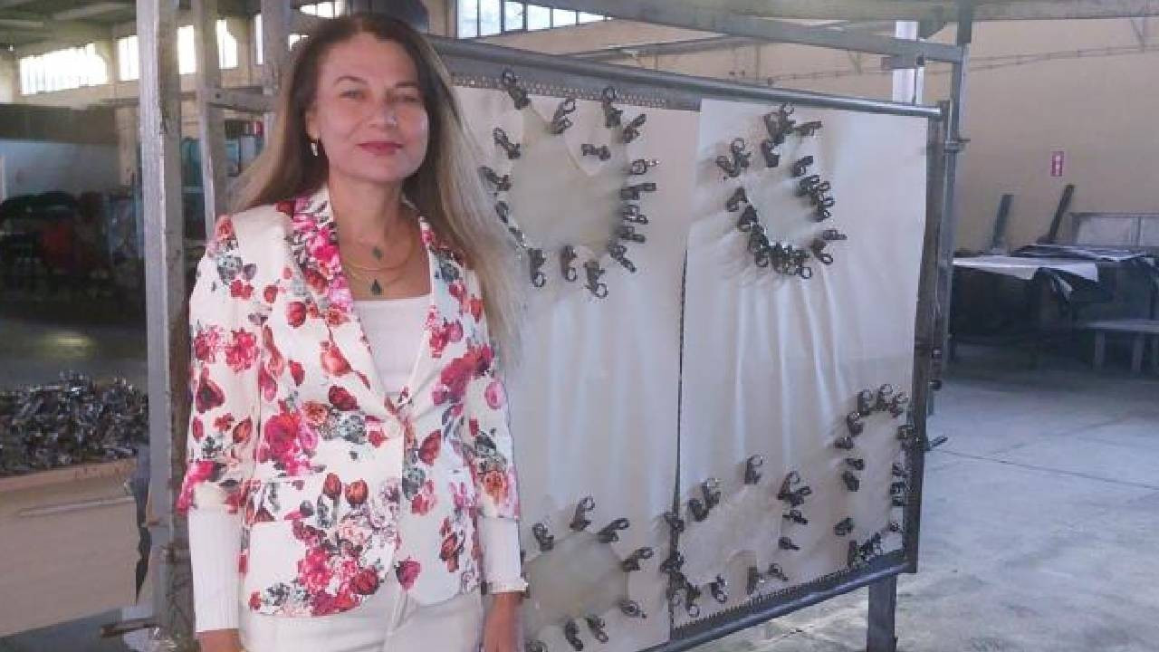 Dünyanın ilk kadın deri profesörü Prof. Dr. Elif Eser Eke Bayramoğlu’na 'Somut Olmayan Kültürel Miras Taşıyıcısı' ünvanı