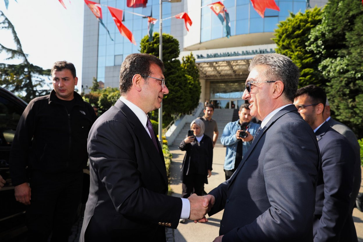 İmamoğlu: Escobar düzenini kuran belli oldu, Hasan Mutlu ve ekibini de aynı düzen hapse attı