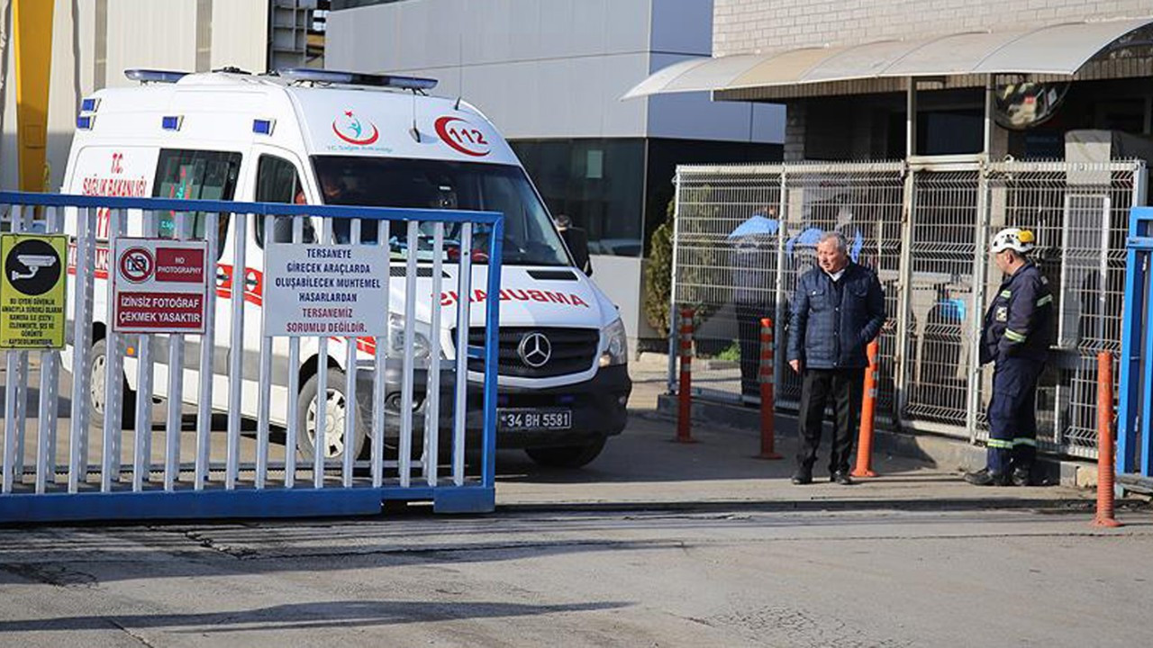 Tuzla’da tersanede iskele çöktü: 2 işçi yaralandı