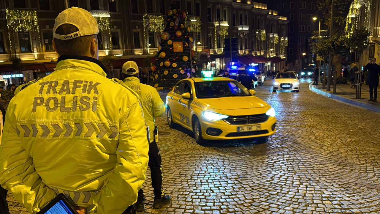 Yüksek sesli müzik açan sürücülere 1,5 milyon lira ceza kesildi