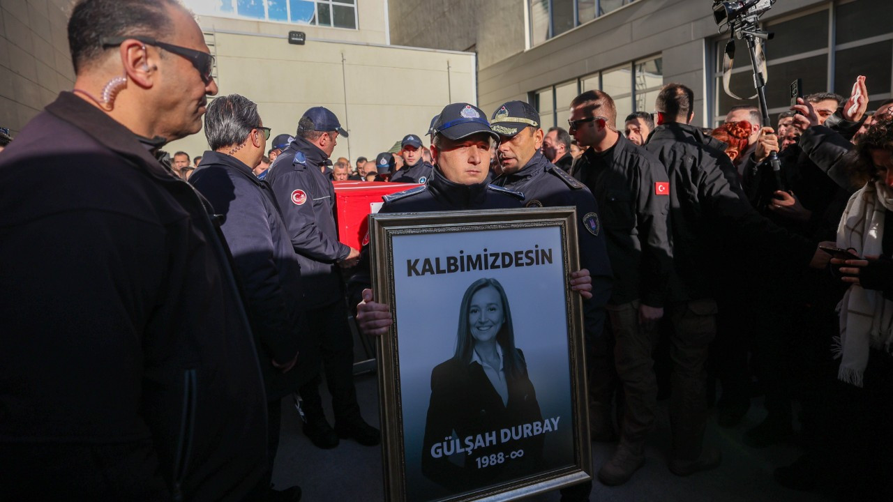 Şehzadeler Belediye Başkanı Gülşah Durbay son yolculuğuna uğurlandı