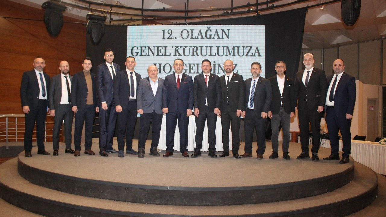 BEKSİAD’da Mehmet Bayezit güven tazeledi