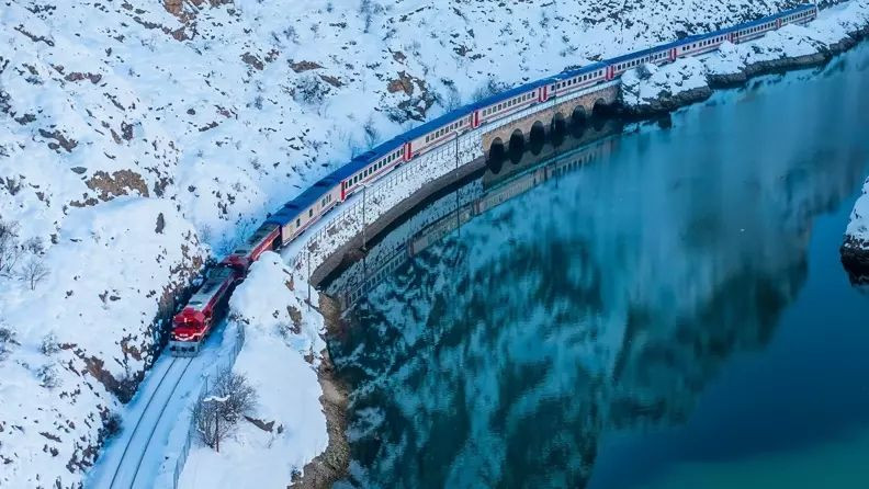 Turistik Doğu Ekspresi seferleri başlıyor: Yataklı kompartımanda iki kişi gidiş dönüş kaç TL oldu? - Sayfa 2