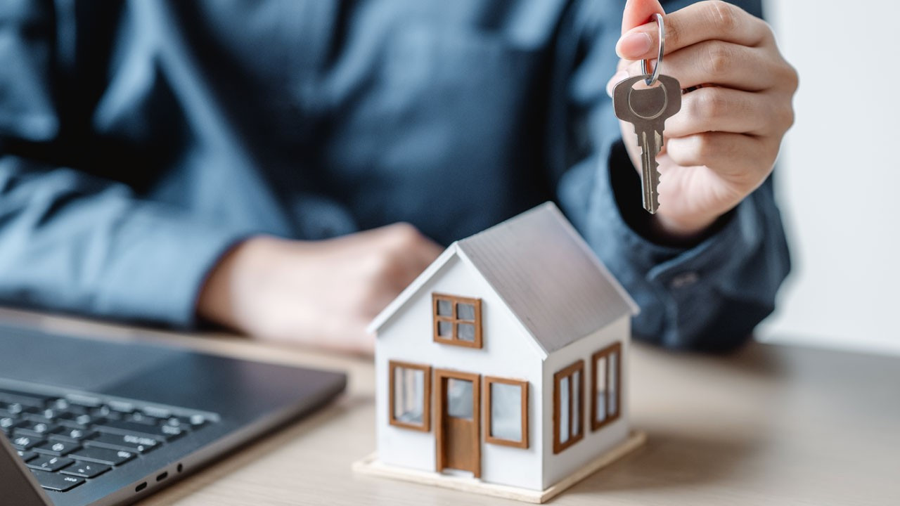 Bulduğu yöntemle kira derdinden kurtuldu, istediği evde bedavaya kalıyor