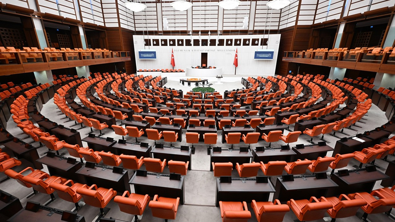 Epstein dosyaları sonrası Türkiye bağlantılı iddialar TBMM gündeminde