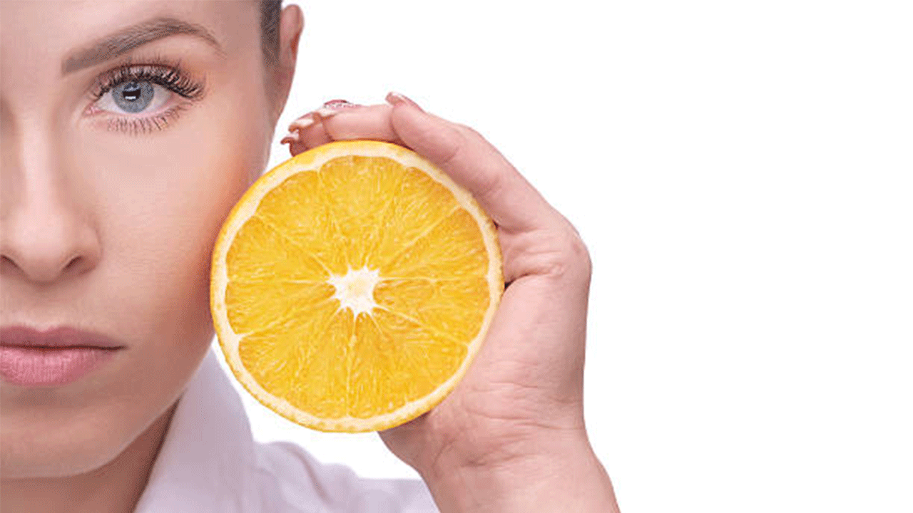 Cildinizi içeriden besleyin: Nem, elastikiyet ve parlaklık için önemli besinler