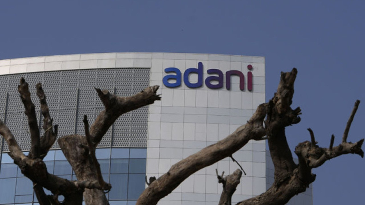 Kömürcü Adani, yapay zekaya 100 milyar dolar yatıracak