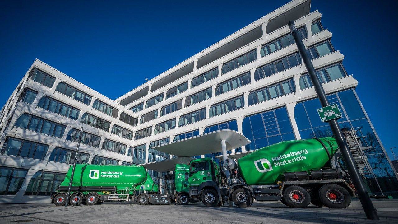 Bloomberg: Alman devi, Akçansa Çimento'daki hisselerini artırıp direksiyona geçmeyi planlıyor