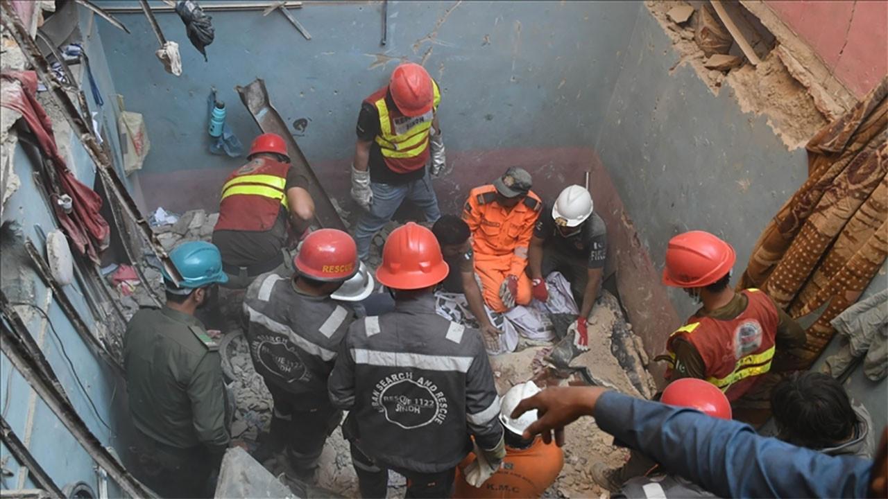 Pakistan’da üç katlı binada tüp patladı: 16 kişi öldü, 14 kişi yaralandı