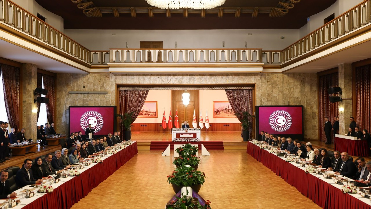 Süreç komisyonunun raporu oy çokluğuyla kabul edildi: Bundan sonra ne olacak?