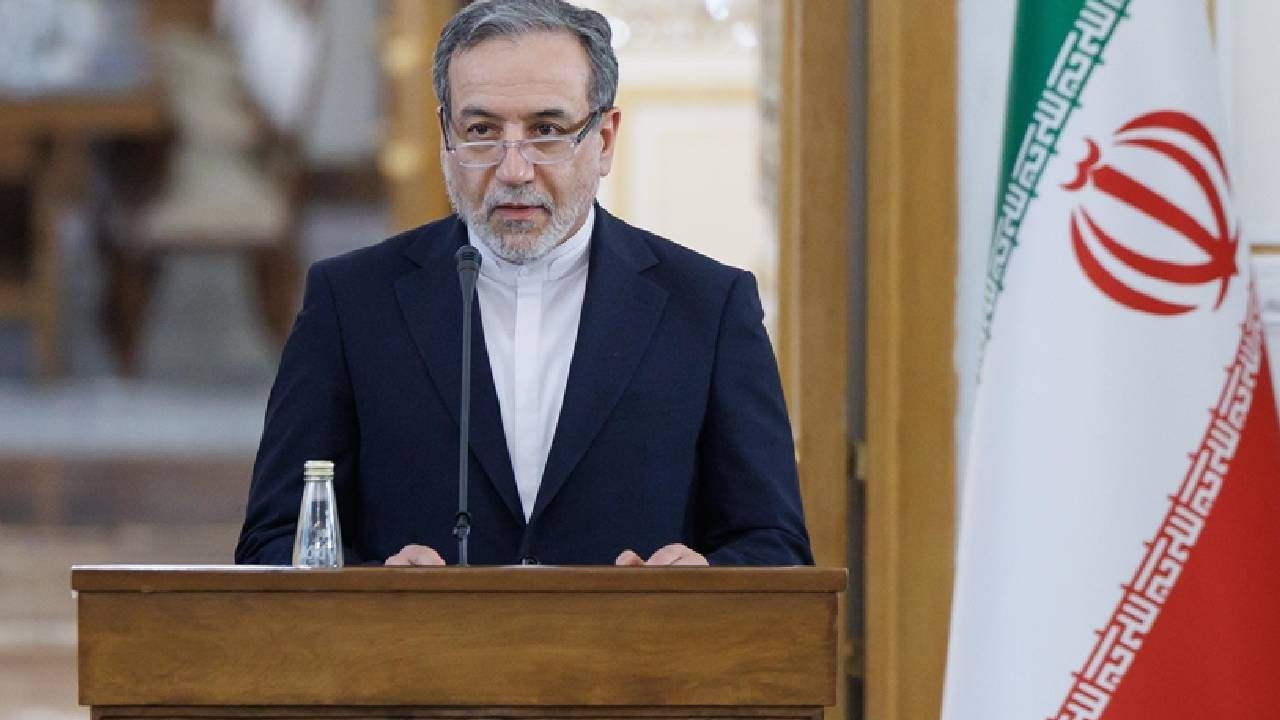 Trump 'Gösterilerde 32 bin kişi öldü' dedi, İran tepki gösterdi: 'Belgeyle konuşun'