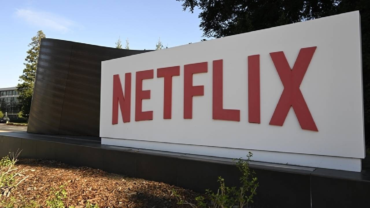 Netflix'in geliri 12 milyar doları aştı