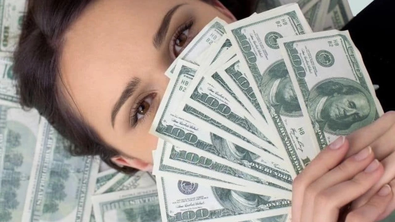 İlk sıradaki servet dudak uçuklatıyor: Dünyanın en zengin 10 kadını