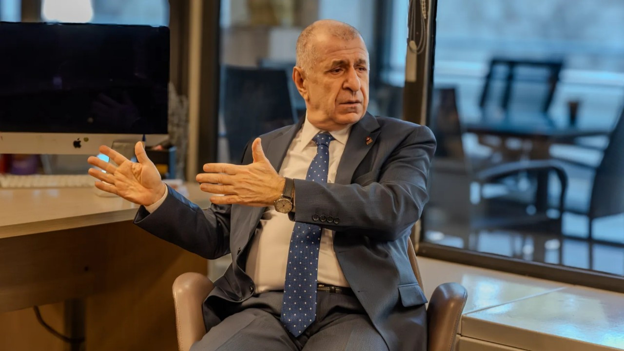 Özdağ: Zafer Havayollarıyla gençlerimiz geri gelecek