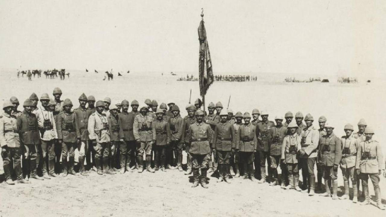 1. Dünya Savaşı'ndaki en meşhur Türk askeri fotoğraflarından biriyle ilgili gerçek yeni ortaya çıktı
