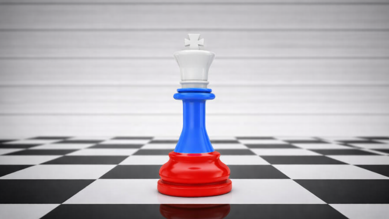 Denizlerde "gölge" diplomasisi: Enerji filoları donanma zırhına mı bürünüyor?