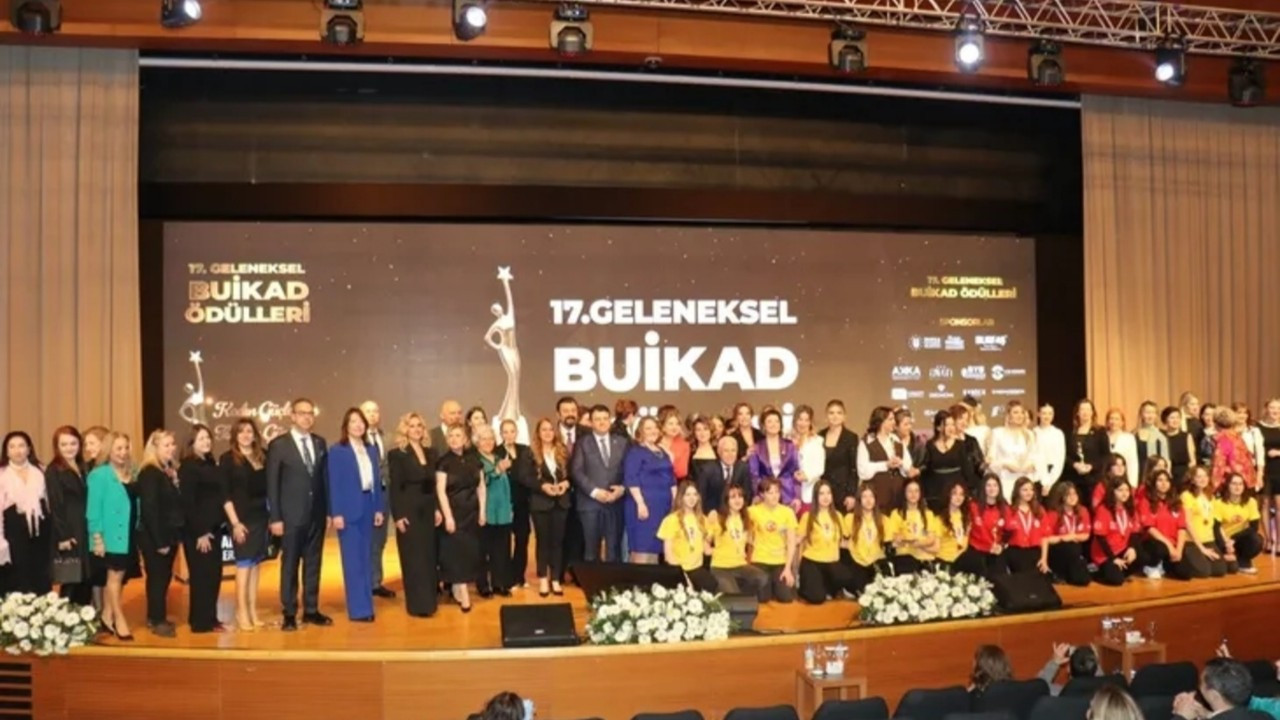 Yılın en başarılı iş kadını Filiz Akkaş Demir oldu