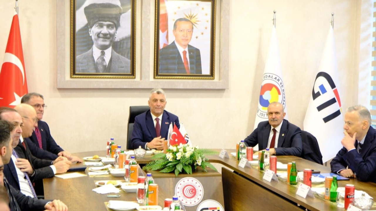 Bakan Bolat: İran'a açılan kapılarda sorun yok