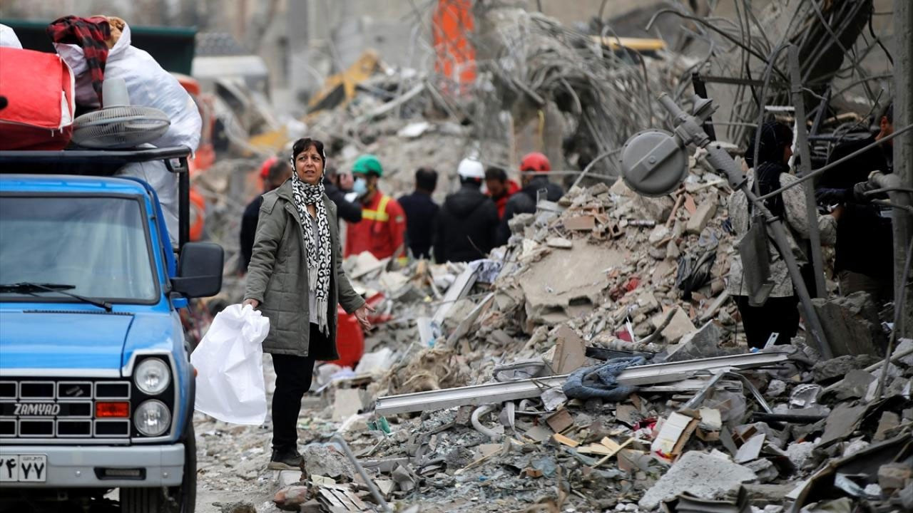 İran’da ABD-İsrail saldırılarında can kaybı 2 bin 76’ya çıktı