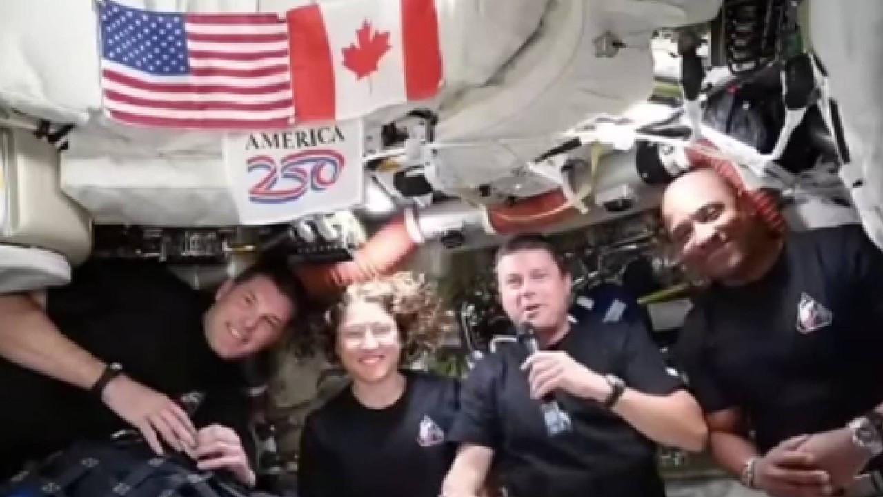 Trump, Artemis II mürettebatı ile telefonda görüştü: 'Tarih yazdınız' (Video)