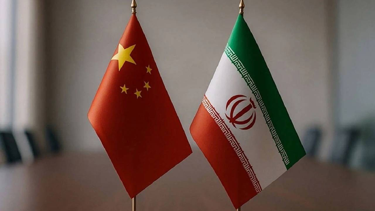 Çin'den İran'a Hürmüz mesajı: Serbest ve güvenli geçiş sağlanmalı