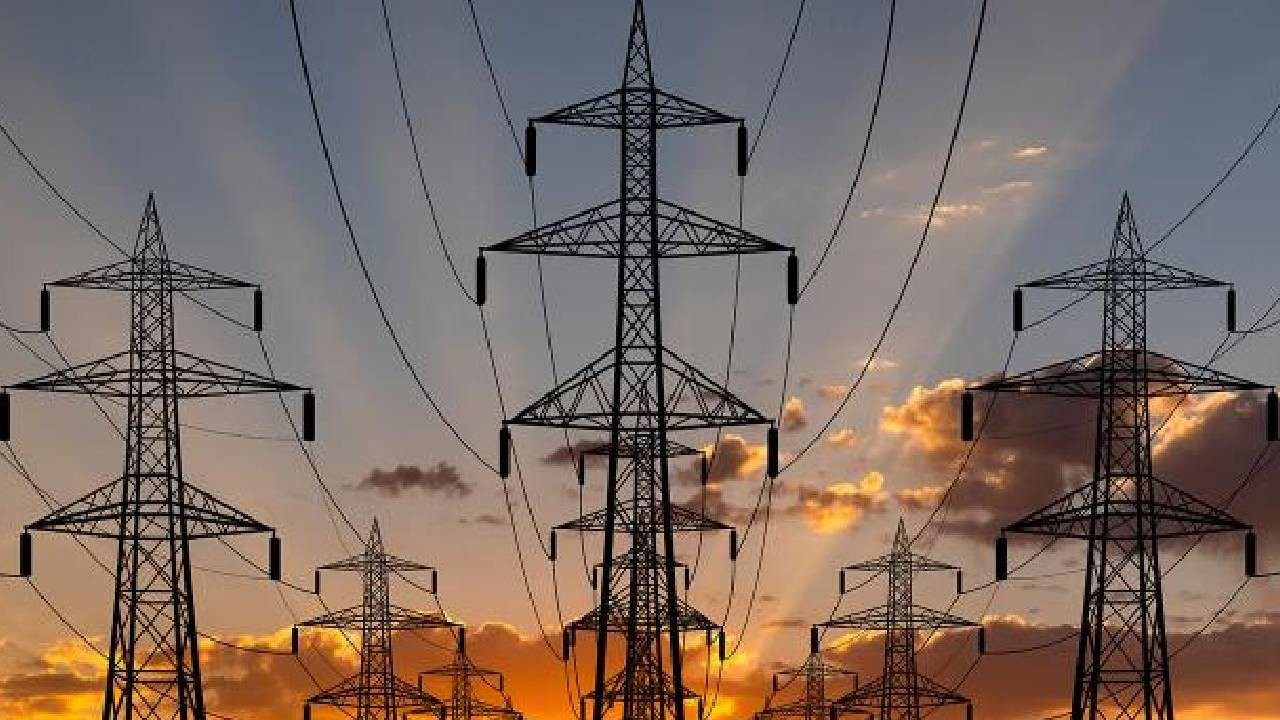 Türkiye'nin elektrik üretimi mayısta yüzde 5'e yakın azaldı