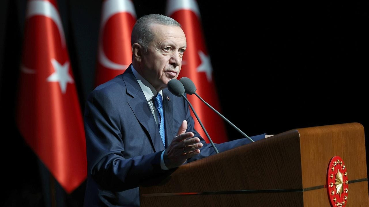 Erdoğan: Meclis çalışmalarına kim katılmıyorsa gereğini yapın