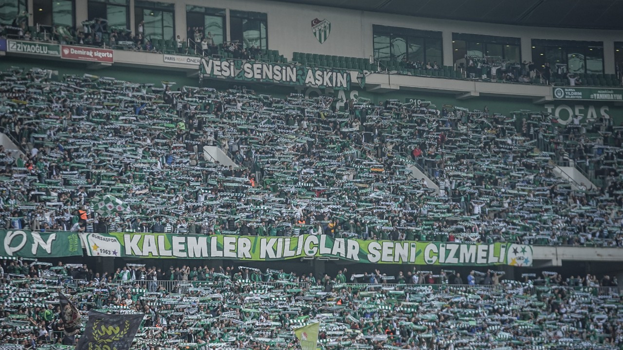 Şampiyon olan Bursaspor, 1. Lig'e yükseldi!