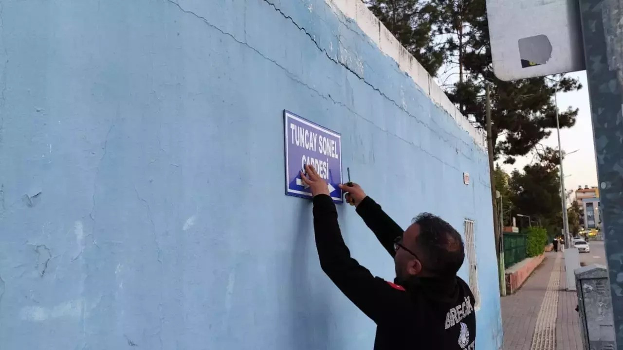 Gülistan Doku soruşturmasında tutuklanan Sonel'in ismi caddelerden kaldırıldı