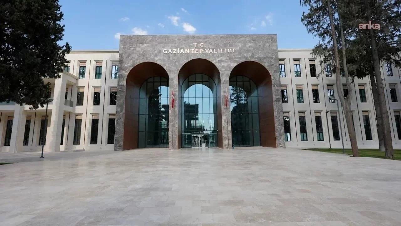 Gaziantep'te fırtınada hasar gören 24 okulda eğitime ara
