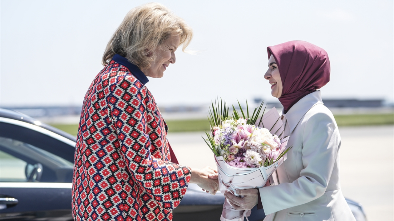 Belçika Kraliçesi Mathilde başkanlığındaki heyet İstanbul'a geldi