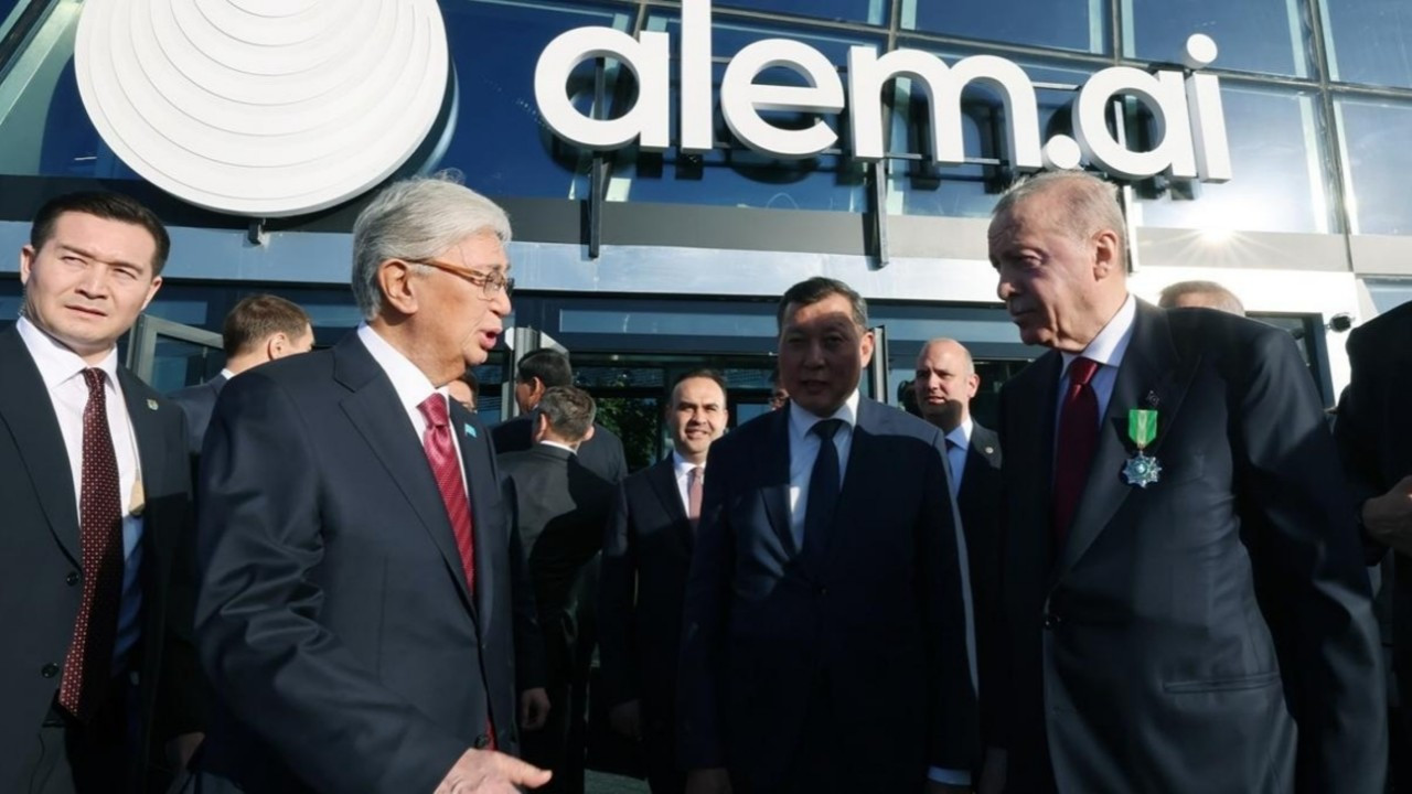 Erdoğan'dan Alem.AI Yapay Zeka Merkezi'ne ziyaret