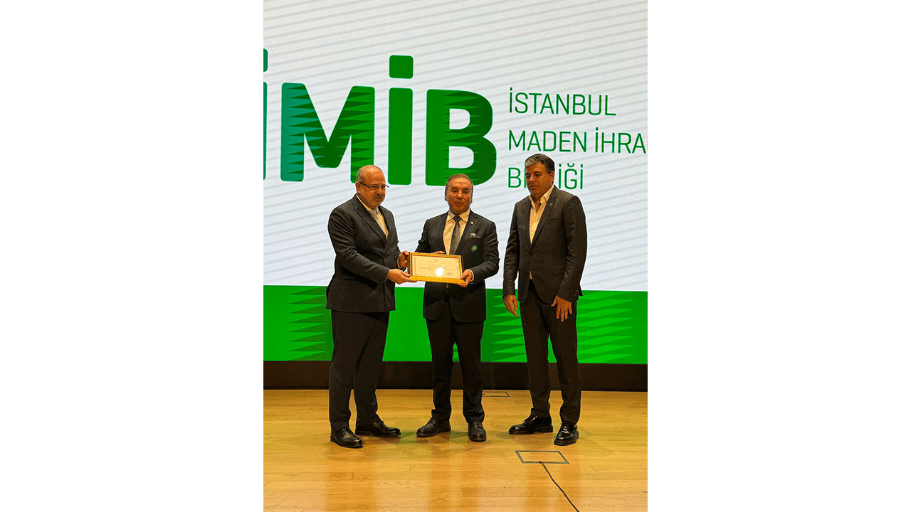 İMİB’de yeni dönem başladı: Metin Çekiç görevi Eyüp Batal’dan devraldı ...