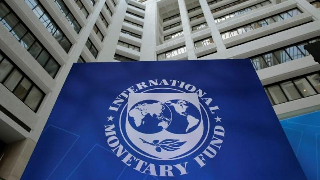 IMF Fransa ekonomisinin büyüme tahminini düşürdü